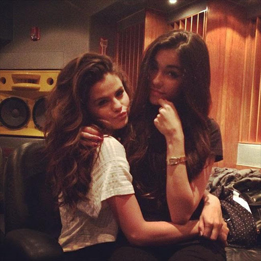 Selena Gomez and Madison Beer (c) Instagram