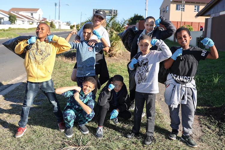 Founder of Ginger Love Simone Klaasen has been cleaning up litter off the streets of Buffalo Flats with her Litter Busters since the beginning of the school holidays. Klaasen has plans to clean up neglected parks and has been fundraising for the initiative from the community.