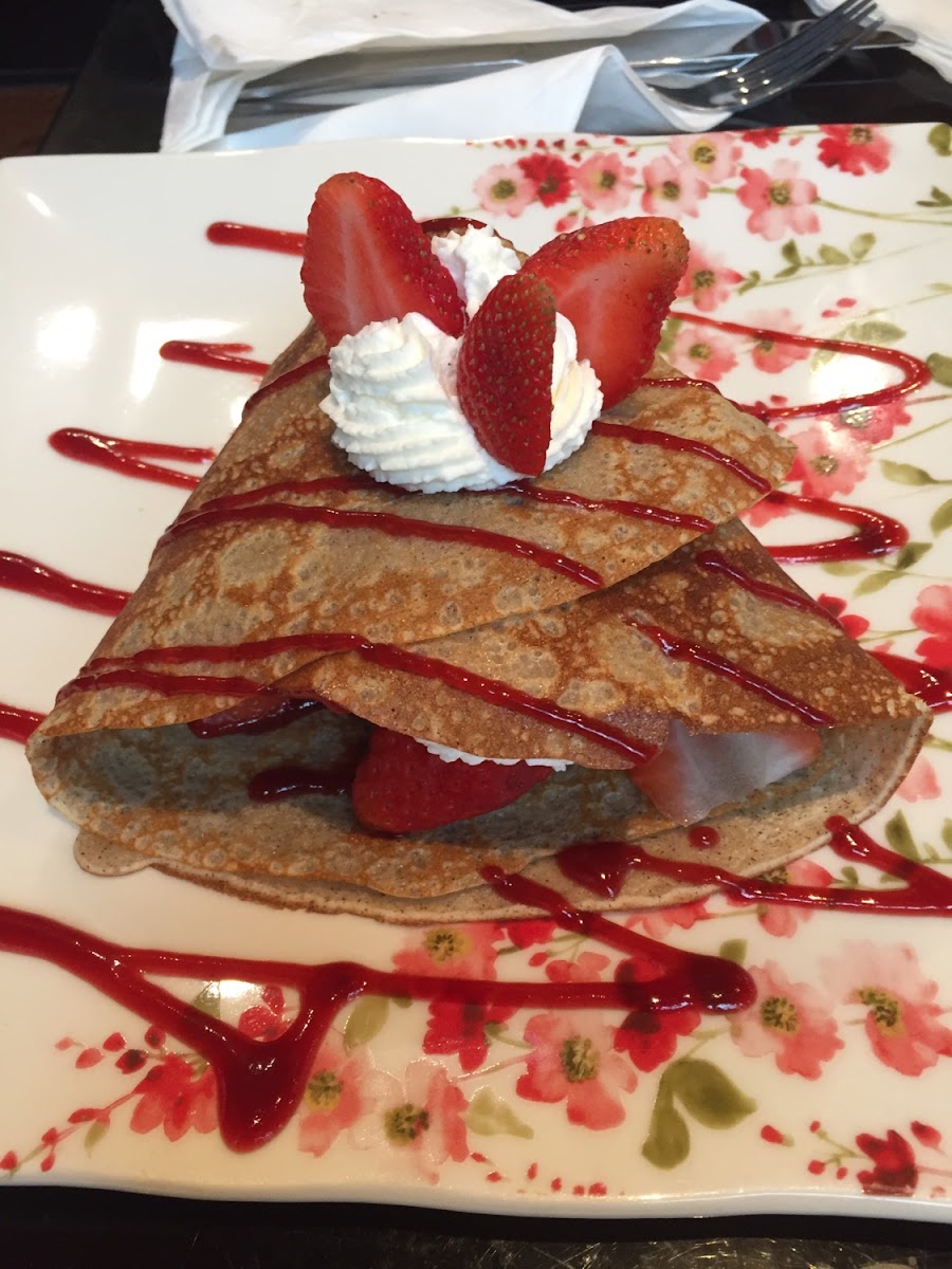 Strawberry & Cream Dessert Crepe