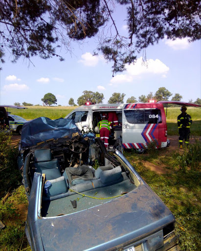 Two people were killed and three others were injured when their vehicle crashed into a tree in Midvaal, Meyerton, on Sunday afternoon.