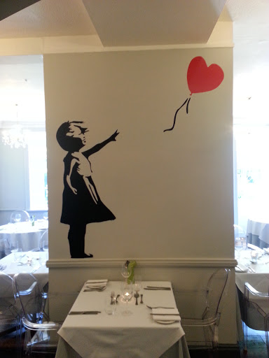Love Heart Balloon Mural