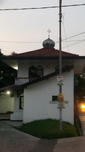 Triangle Mosque (Mesjid Segitiga)