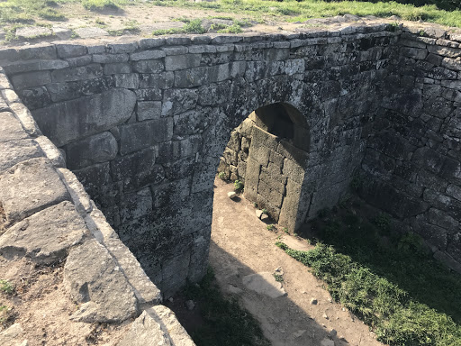 가산산성 동문