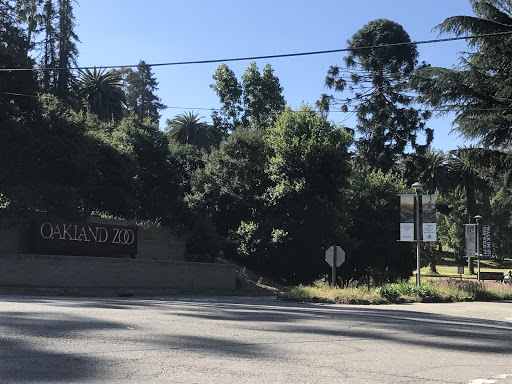 Oakland Zoo Entrance