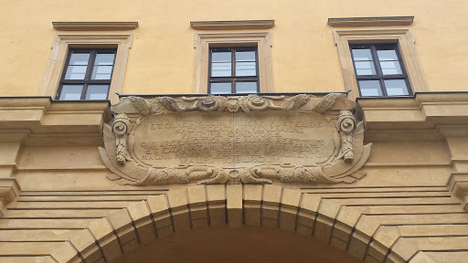 Inschrift am Portal Schloss Moritzburg