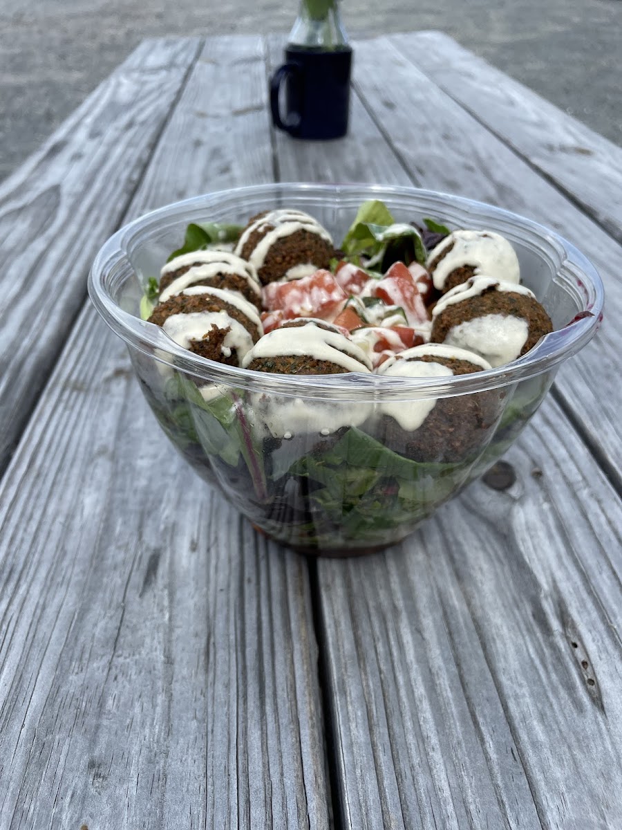 Fallafal Salad