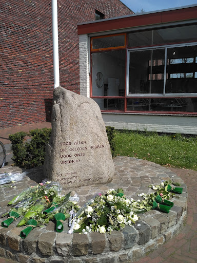 Oorlogsmonument Hurdegaryp