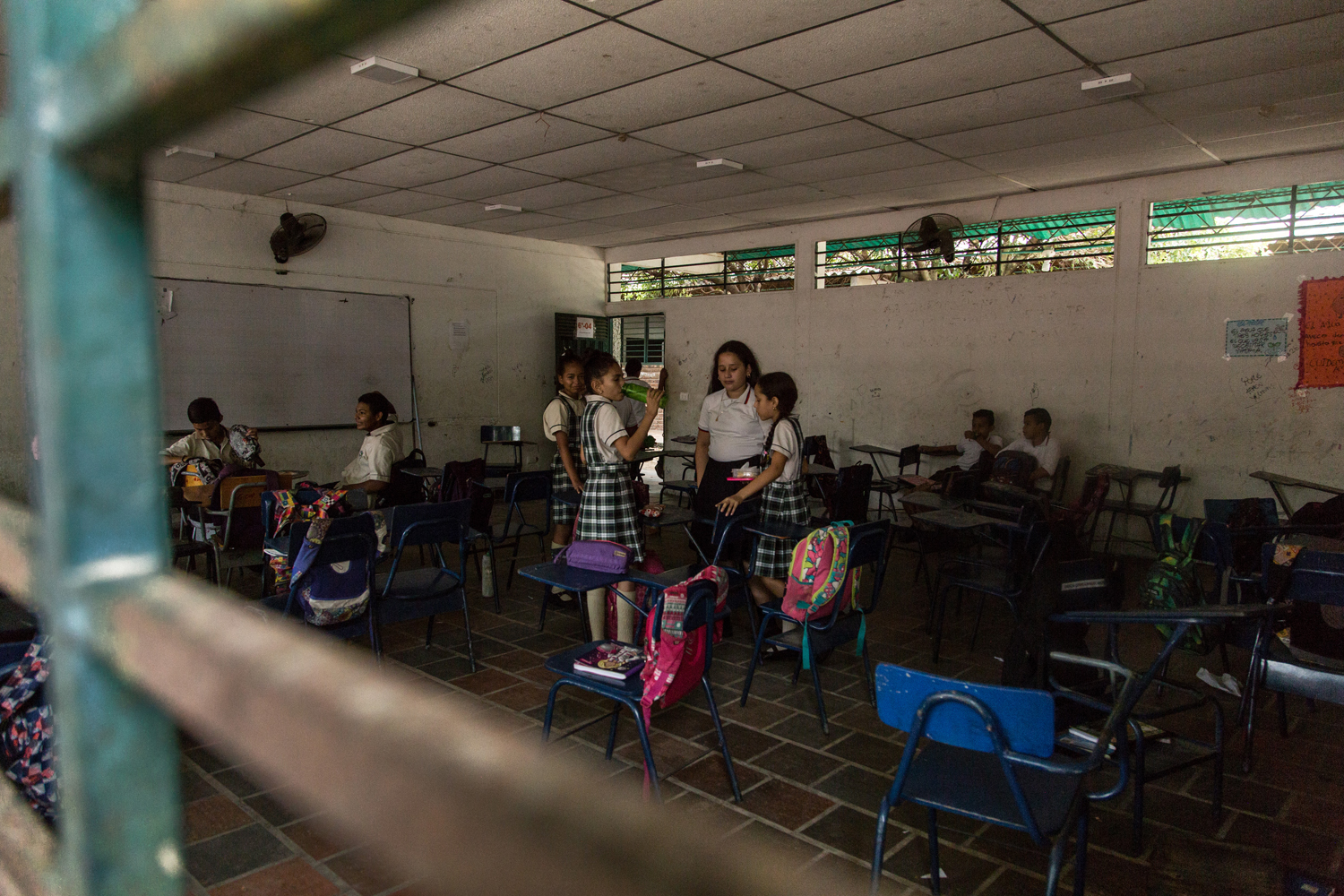 How Venezuelan students are coping with the collapse of the school system