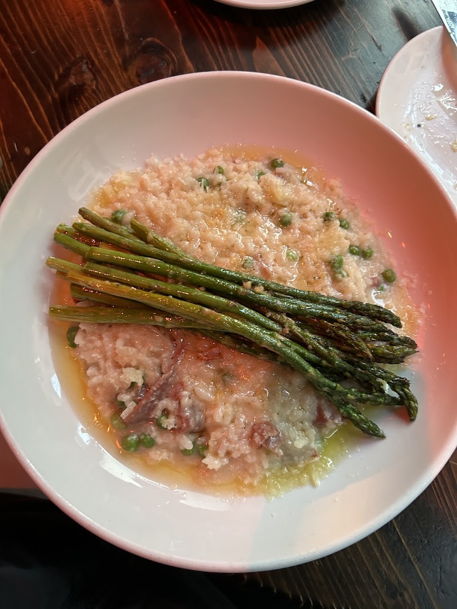 I got the risotto and it was absolutely delicious!