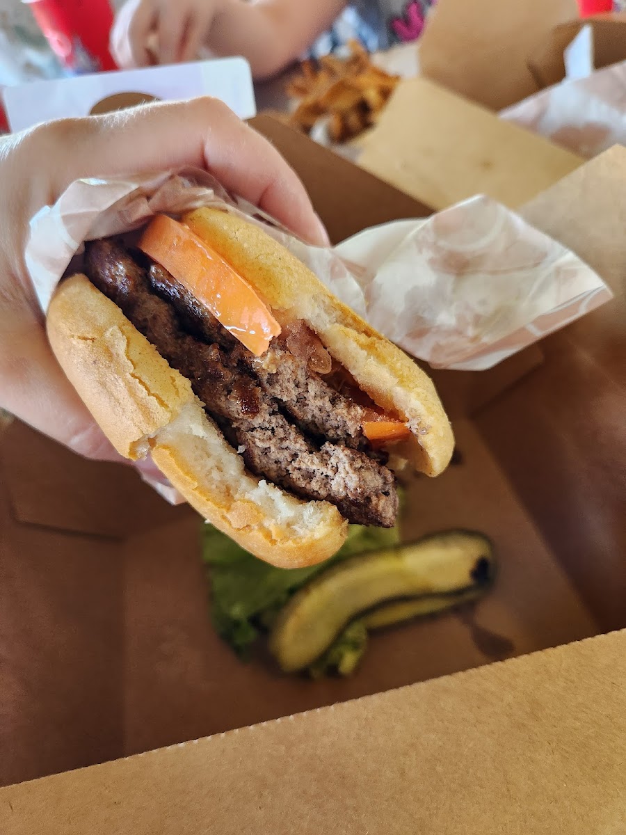 Bacon burger on GF bun (no cheese)