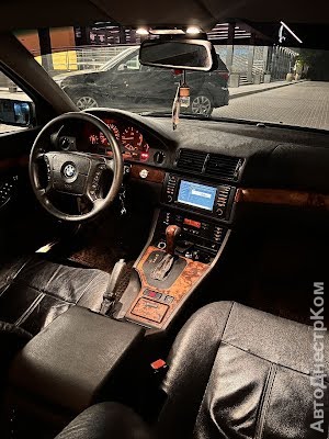 продам авто BMW 530 5er Touring (E39) фото 5