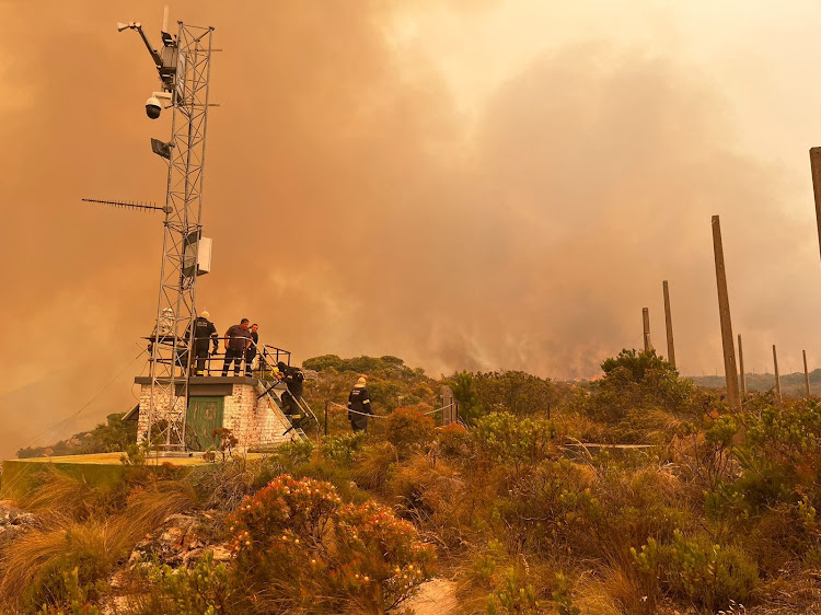 The Simon’s Town fire had razed about 1,140ha of land by Thursday. Picture: SUPPLIED