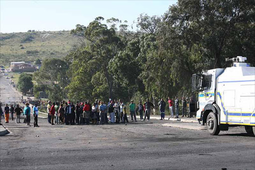 Breidbach community blocked the N2 for the third time yesterday. Picture: RANDELL ROSKRUGE