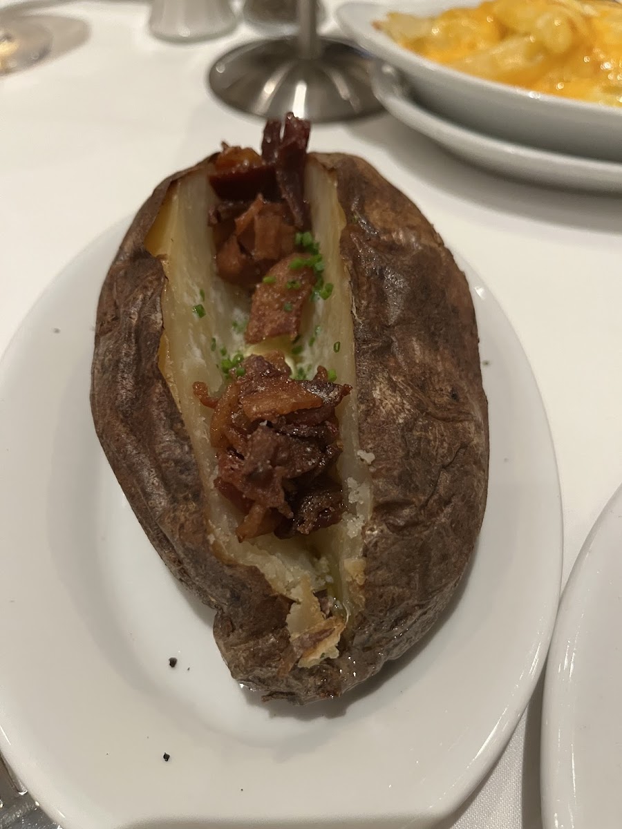Baked potato with real bacon bits