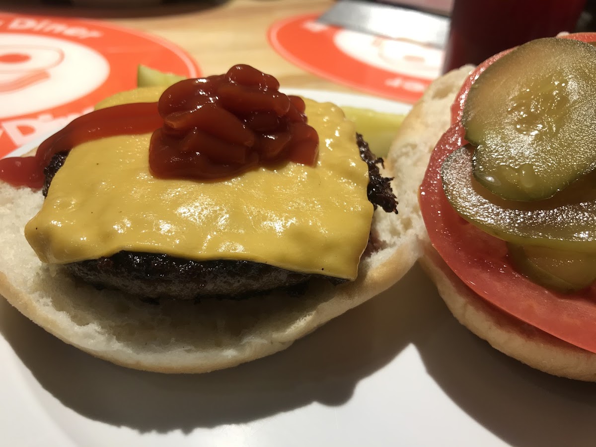 Gluten-Free Burgers at Debary Diner