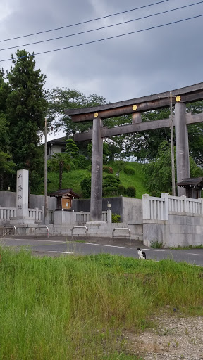 千勝神社大鳥居