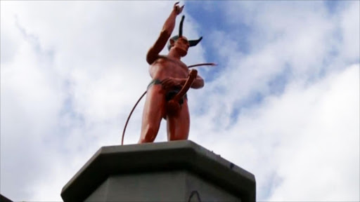 Welcome to Diamond Odeys Blog: Statue Of Satan with Huge 