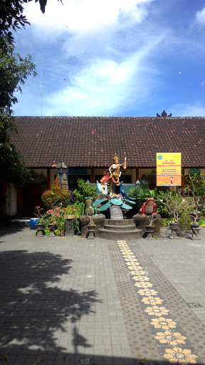 Patung Saraswati