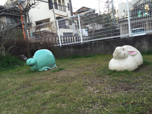ウサギとカメ