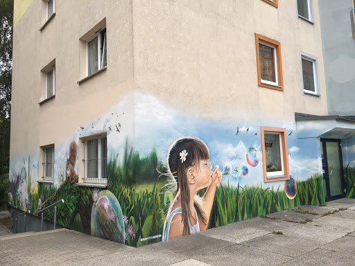 Kind mit Seifenblasen Mural