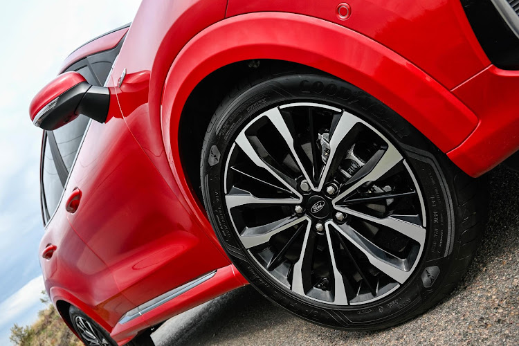 18-inch alloy wheels are standard on the ST-Line Vignale.