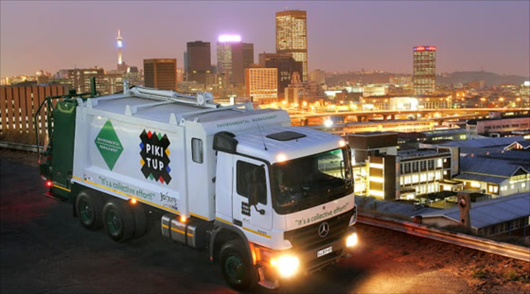 Pikitup workers were allegedly forced to empty a truck full of waste in the middle of Yeo Street, Yeoville.