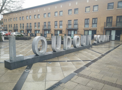 Loudoun Square