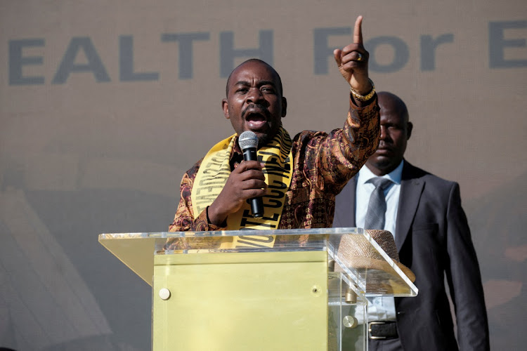 Zimbabwe's main opposition leader Nelson Chamisa addresses a rally in Gweru. Picture: KB MPOFU/REUTERS