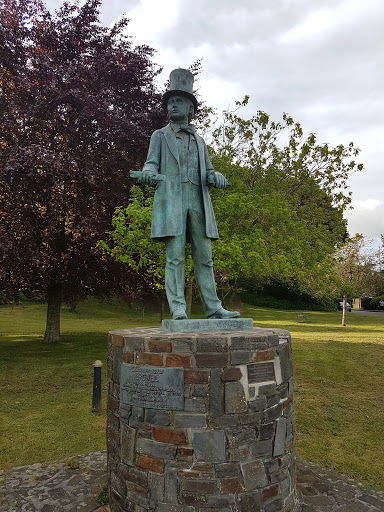 Statue of Isambard Kingdom Brunel