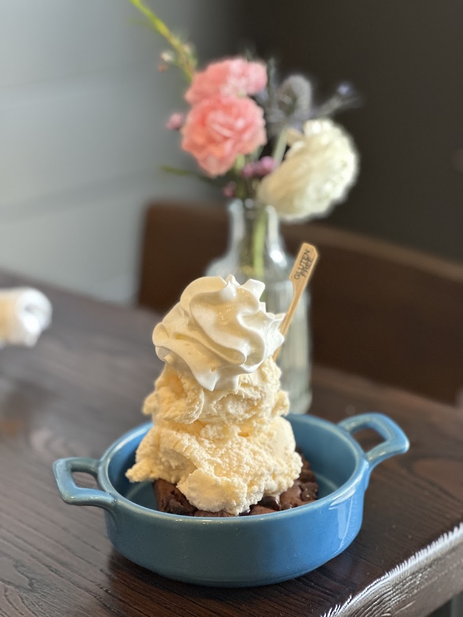 Chocolate Chip Brownie Sundae