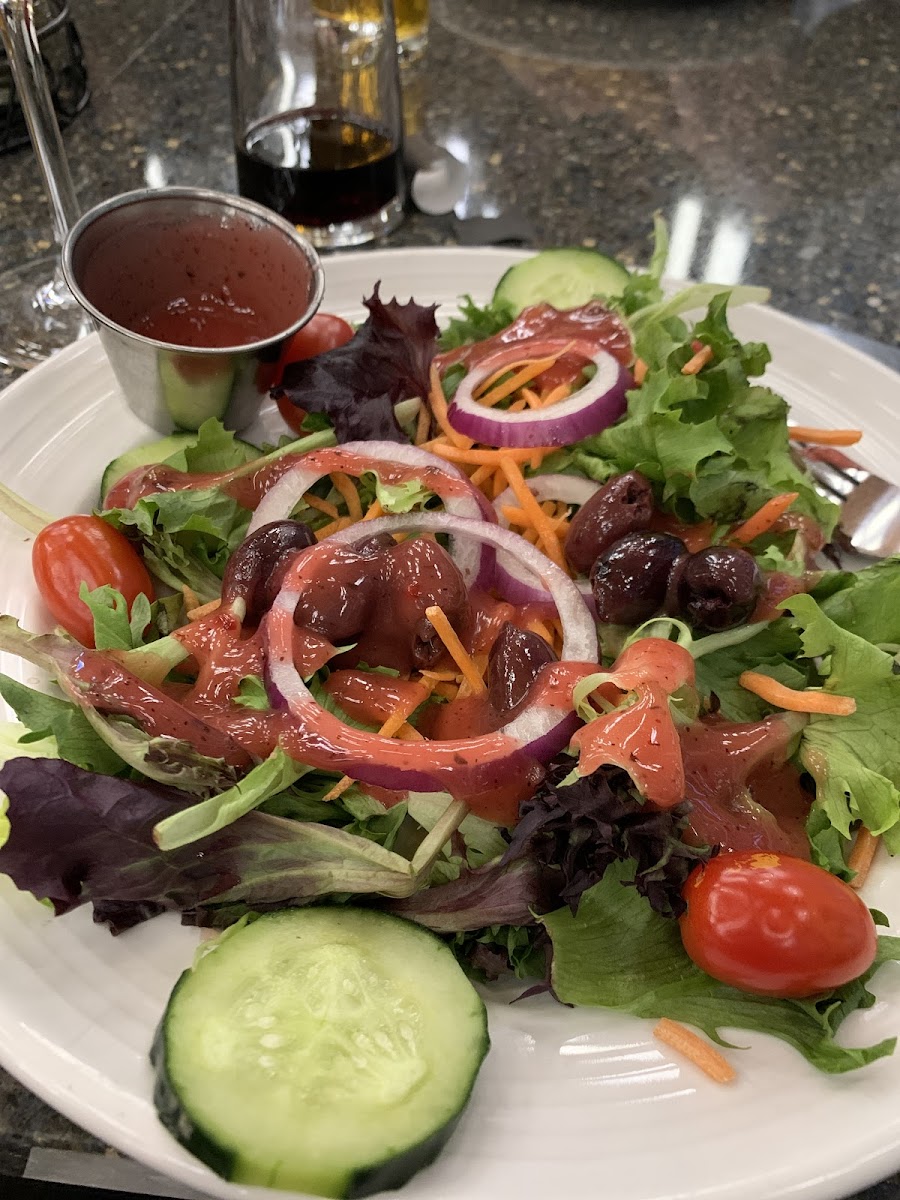 Salad is the only gluten free option. 
Two out of 4 of our orders were messed up. Wishing there were other options at PSC airport.