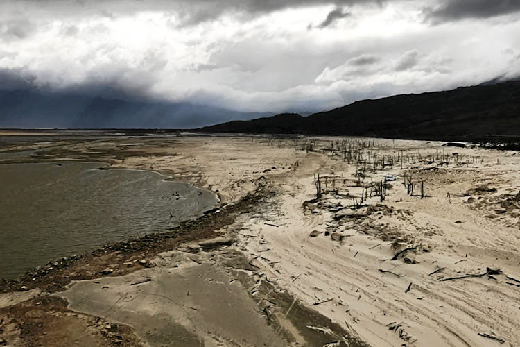 Theewaterskloof Dam resembled a desert during a previous drought. File photo.
