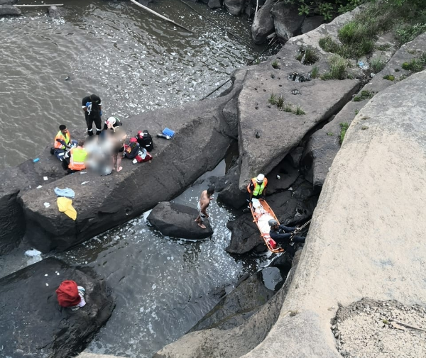 Two people were injured when they fell off the Karkloof Falls in the KwaZulu-Natal Midlands on October 6 2018.