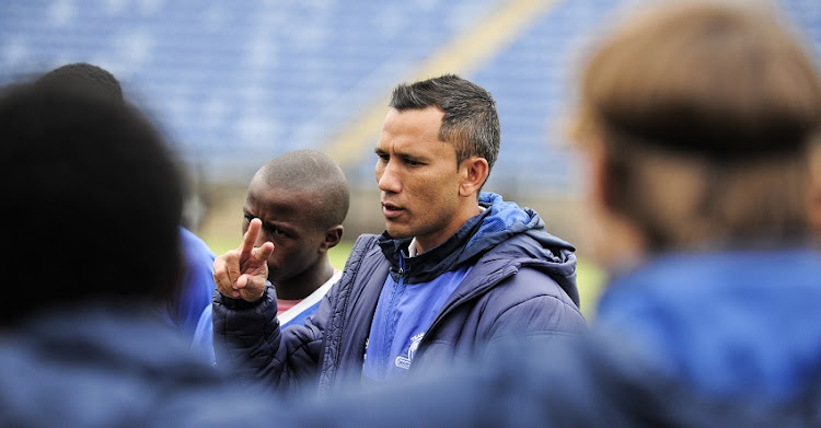 Fadlu Davids, Coach of Maritzburg United, sharing some encouraging words with his players during the 2018 Nedbank Cup Maritzburg United media day at Harry Gwala outer fields, Pietermaritzburg on 15 May 2018.