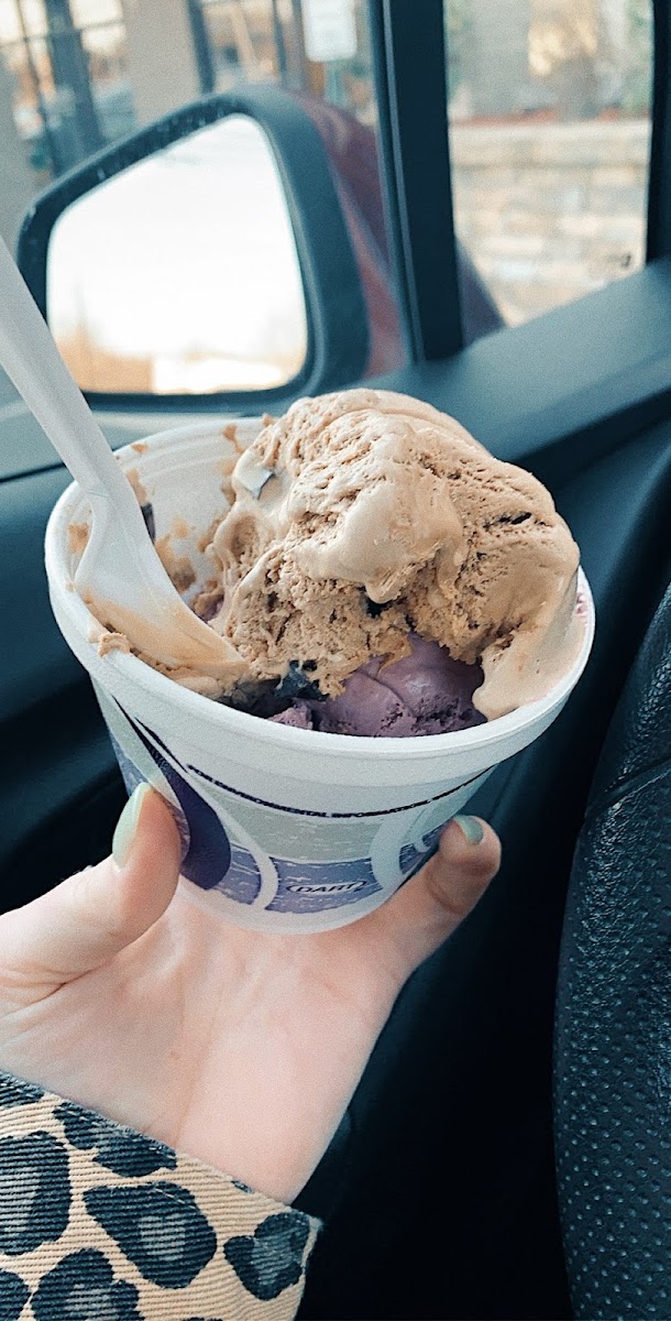 GF Kahlua chocolate chunk and black raspberry!