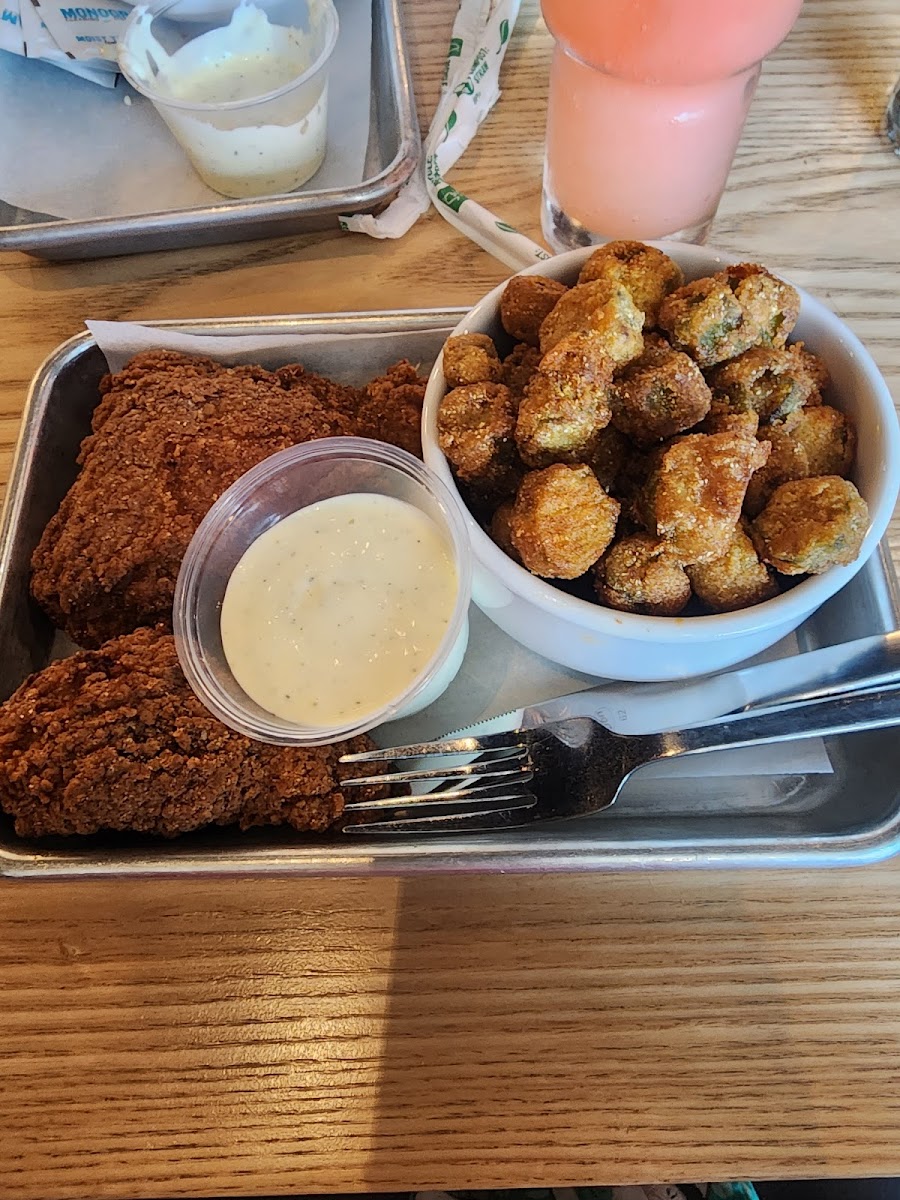 Fried chicken and fried okra!!