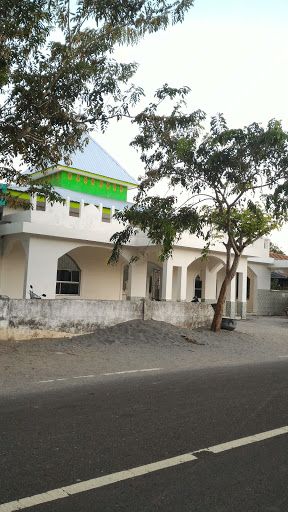 Masjid Nurul Iman Lemoe