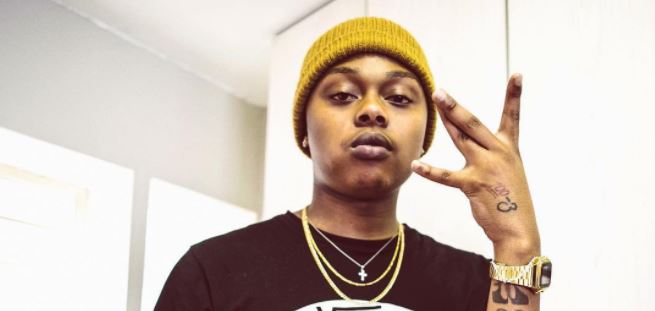 A-Reece and his crew live together in an affluent 'white' suburb.