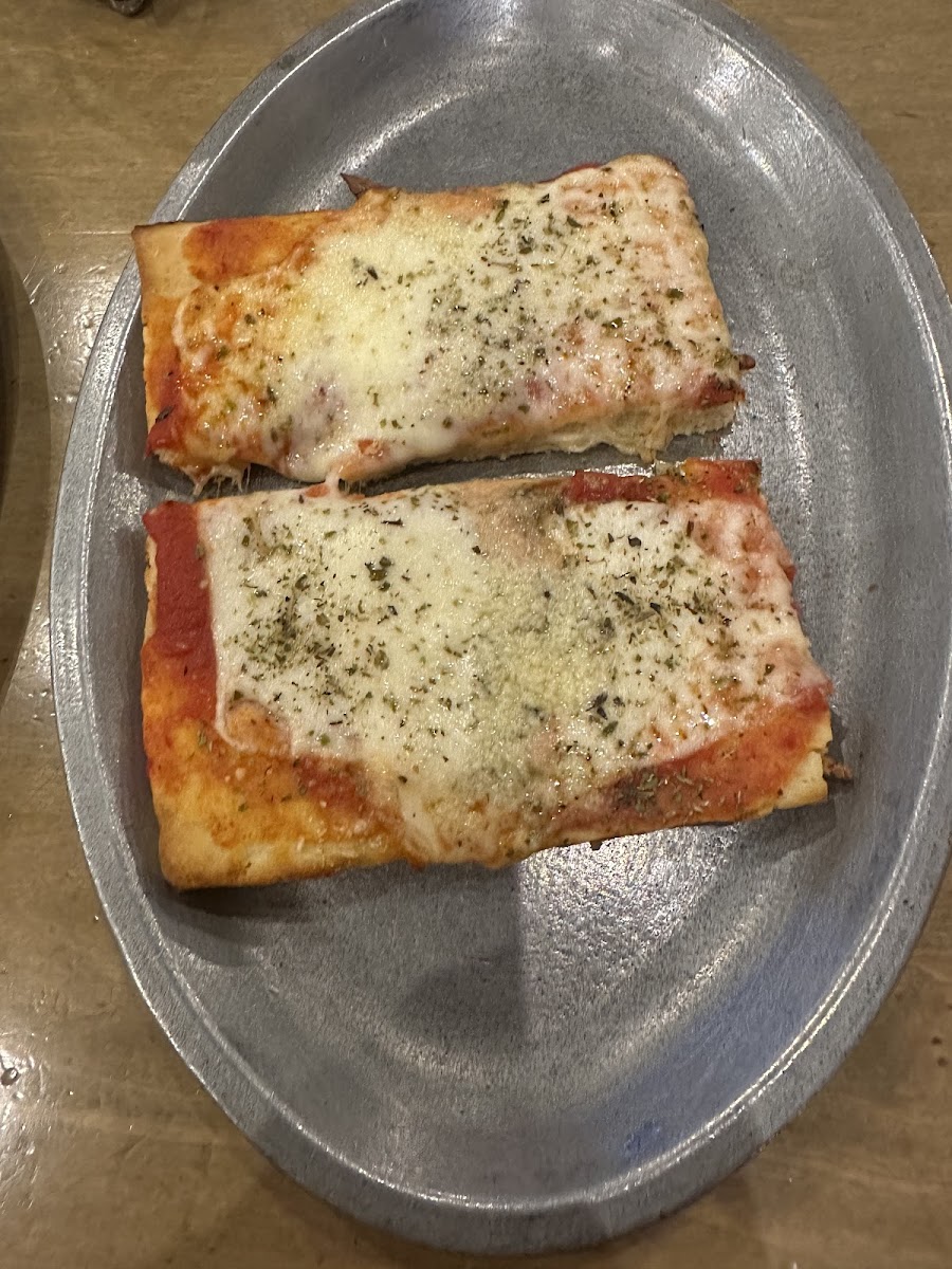 Gluten-Free Pizza at Pompei Restaurant