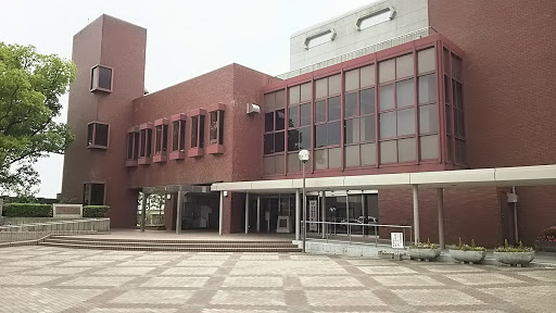 久御山町中央公民館