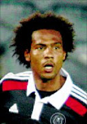 Pirates  midfielder Issa Sarr