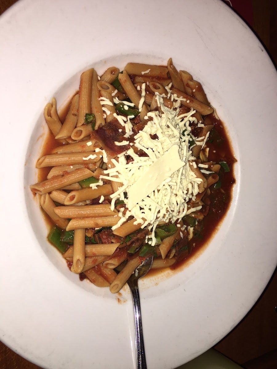 Create your own pasta meal. GF, corn free AND vegan. Red lentil penne pasta with green peppers, basil, and vegan mozzarella. DELICIOUS