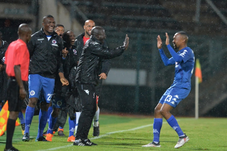 Thabo Mnyamane celebrates with his coach Kaitano Tembo of Supersport United during the CAF Confederations Cup match between Supersport United and Petro de Luanda at Lucas Moripe Stadium on March 16, 2018 in Pretoria, South Africa.