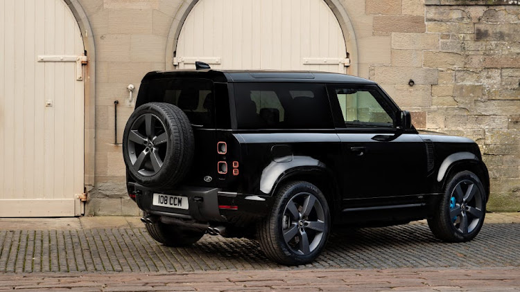 Land Rover Defender 90 V8.