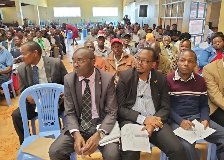 Murang'a residents during a public participation forum at Technology primary school in Murang'a town.