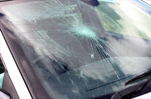 Broken-Windscreen-01