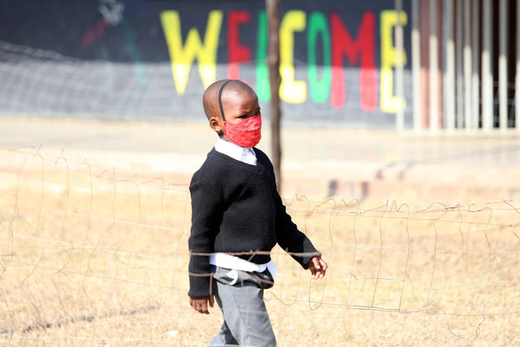 Pupils wore their masks as they returned to school in Umlazi in KwaZulu-Natal.