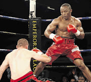 ONE MORE HURDLE
      : Thabiso Mchunu should have been waiting for his title shot.  instead, he has to take on Ilunga 'Junior' Makabu in a WBC eliminator in Durban tomorrow night where the prize is a championship match-up with current king Grigory Drozd or  Krysztof Wlodarczyk.  Their bout takes place in Russia on May 22      
       Photo: Antonio Muchave