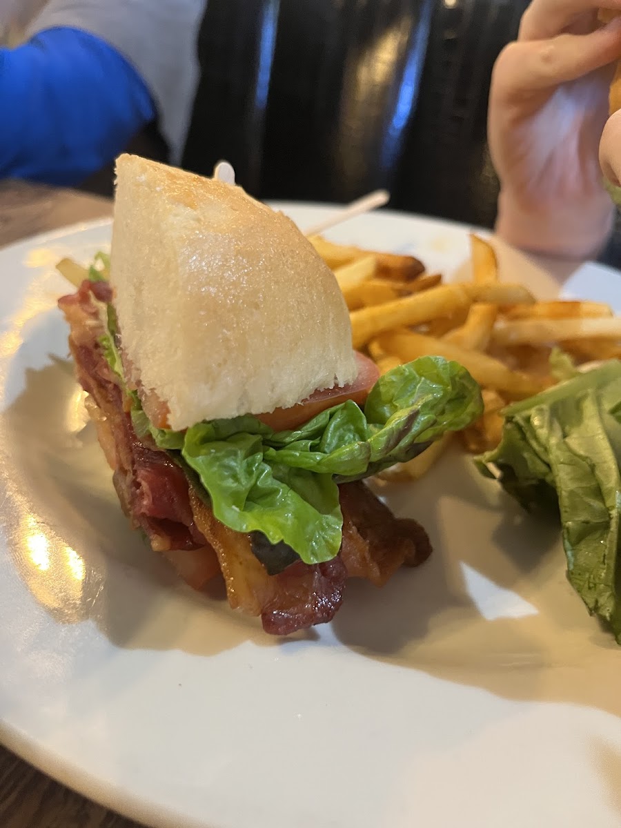 BLT on Udis bun