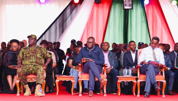 Nairobi Governor with Private Security Regulatory Authority Director-General, Fazul Mahamed (right) and Nairobi Regional Commander Adamson Bungei (left) at Uhuru Park on March 30, 2024.